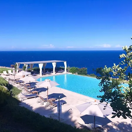 Le Capase Salento ホテル 4*